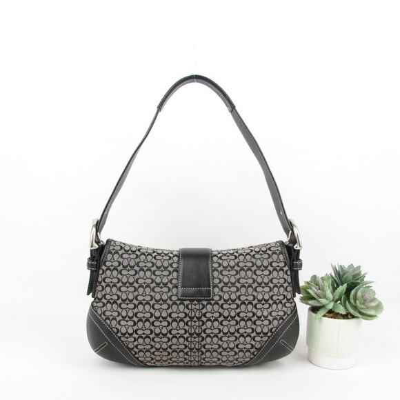 Coach Y2K Vintage Soho Buckle Bag - Picture 2 of 9